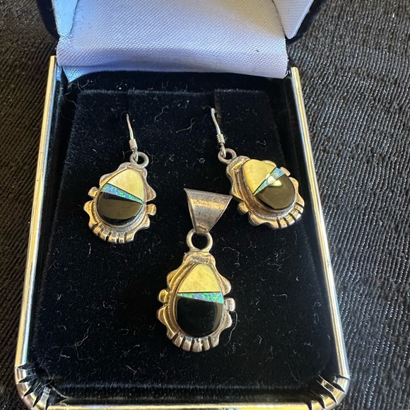 Sterling Silver Black Onyx and Opal Inlay Pendant & Earring Set